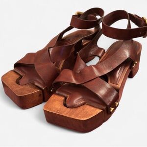 Cult Gaia Peppa Clog in Mahogoany